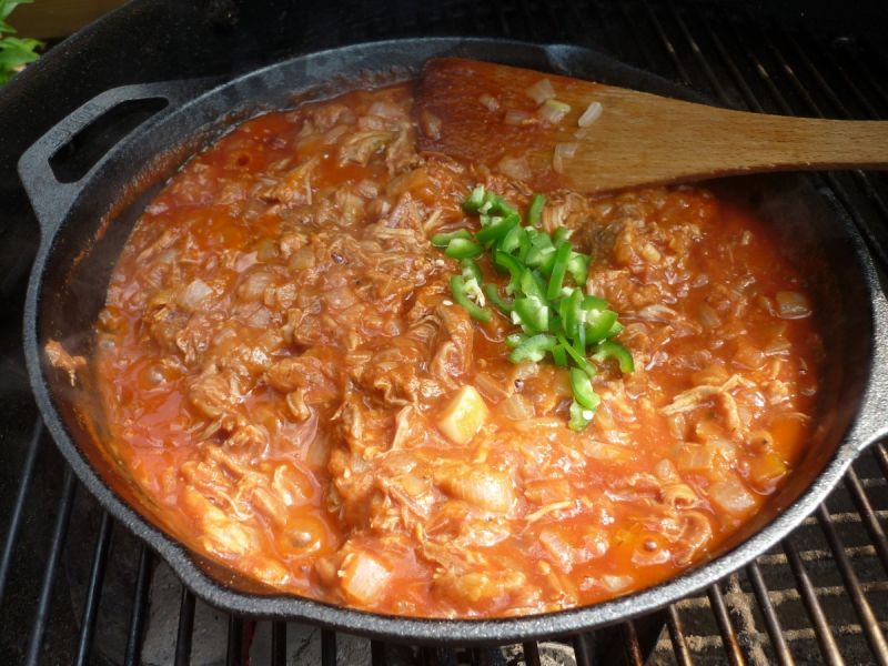 Pulled Pork mit Tomatensoße