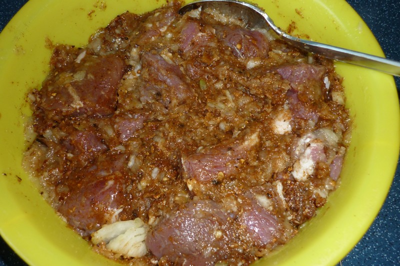 Lamm in Marinade